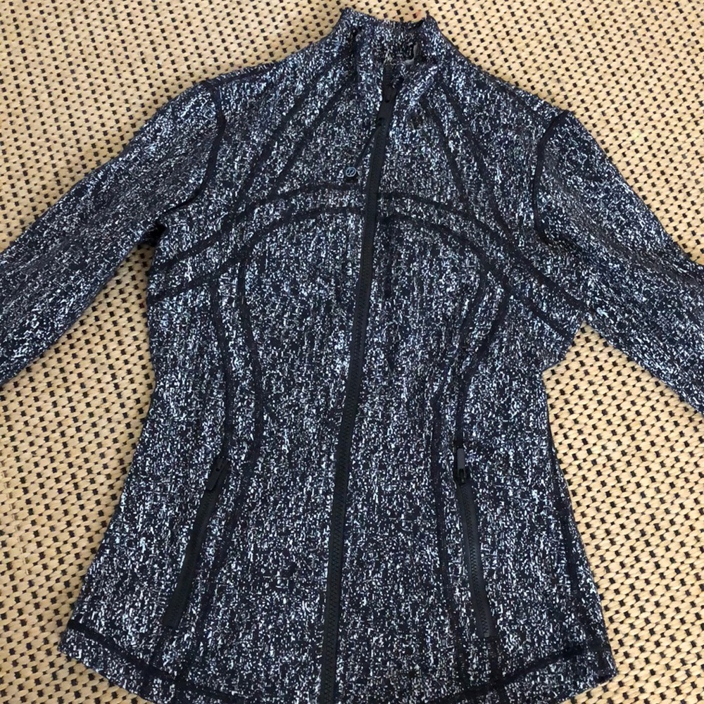 Lululemon Define Jacket size 6